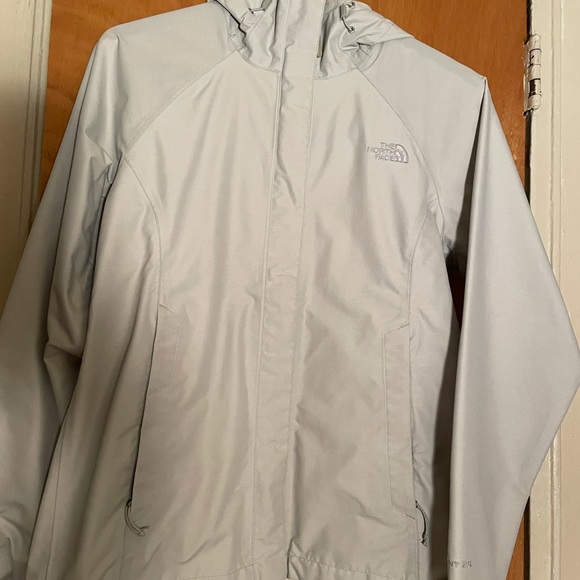 Women’s north face grey jacket